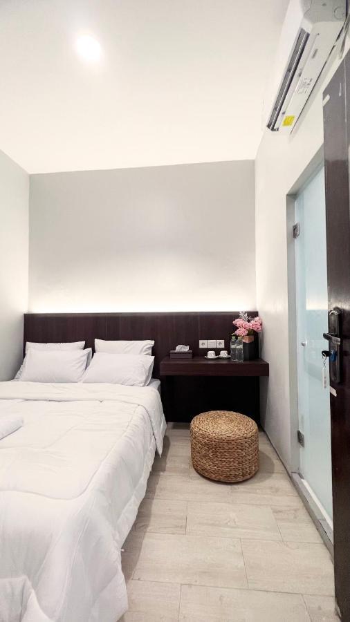 Sleep Studio Hotel City Center Σουραμπάγια Εξωτερικό φωτογραφία