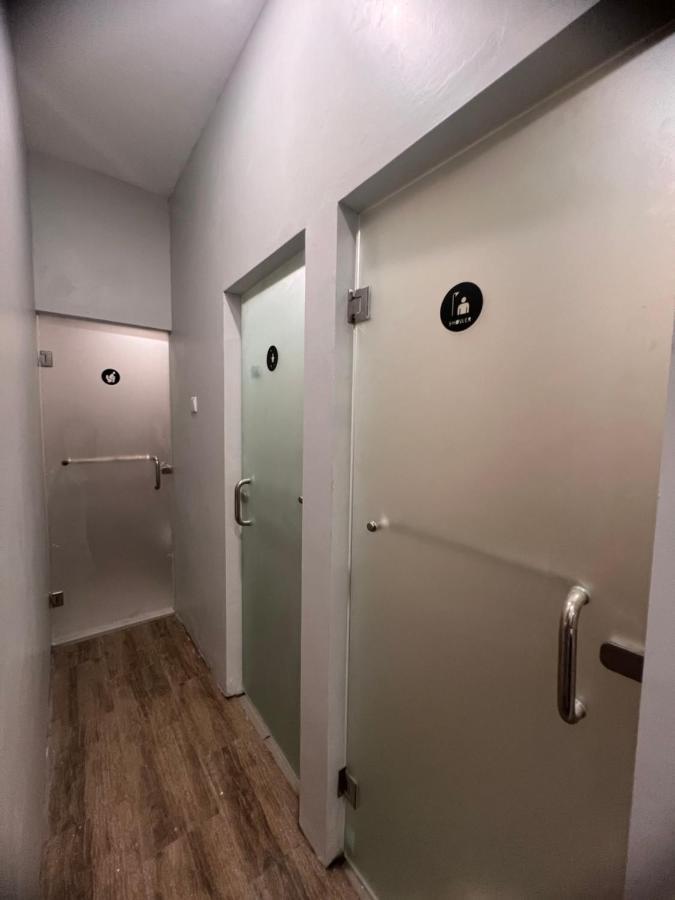 Sleep Studio Hotel City Center Σουραμπάγια Εξωτερικό φωτογραφία